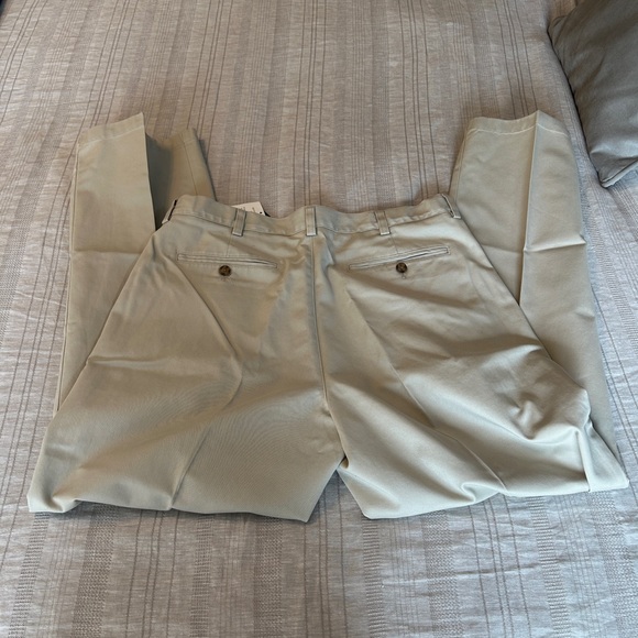 NWT LL Bean Khaki Pants - Picture 4 of 11